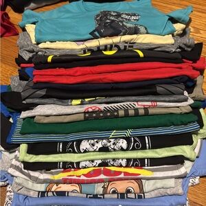 Kids T-Shirt Lot 2T